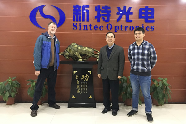 英國(guó)Laser Control公司技術(shù)總監(jiān)訪問(wèn)我司